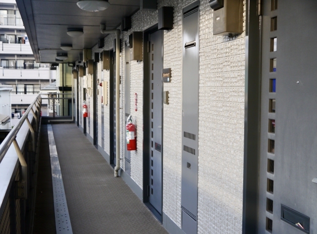マンションの廊下